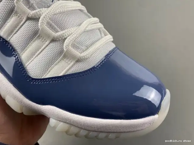 Jordan FV5104-104 Retro Midnight 11 Low (2024) Navy 0615